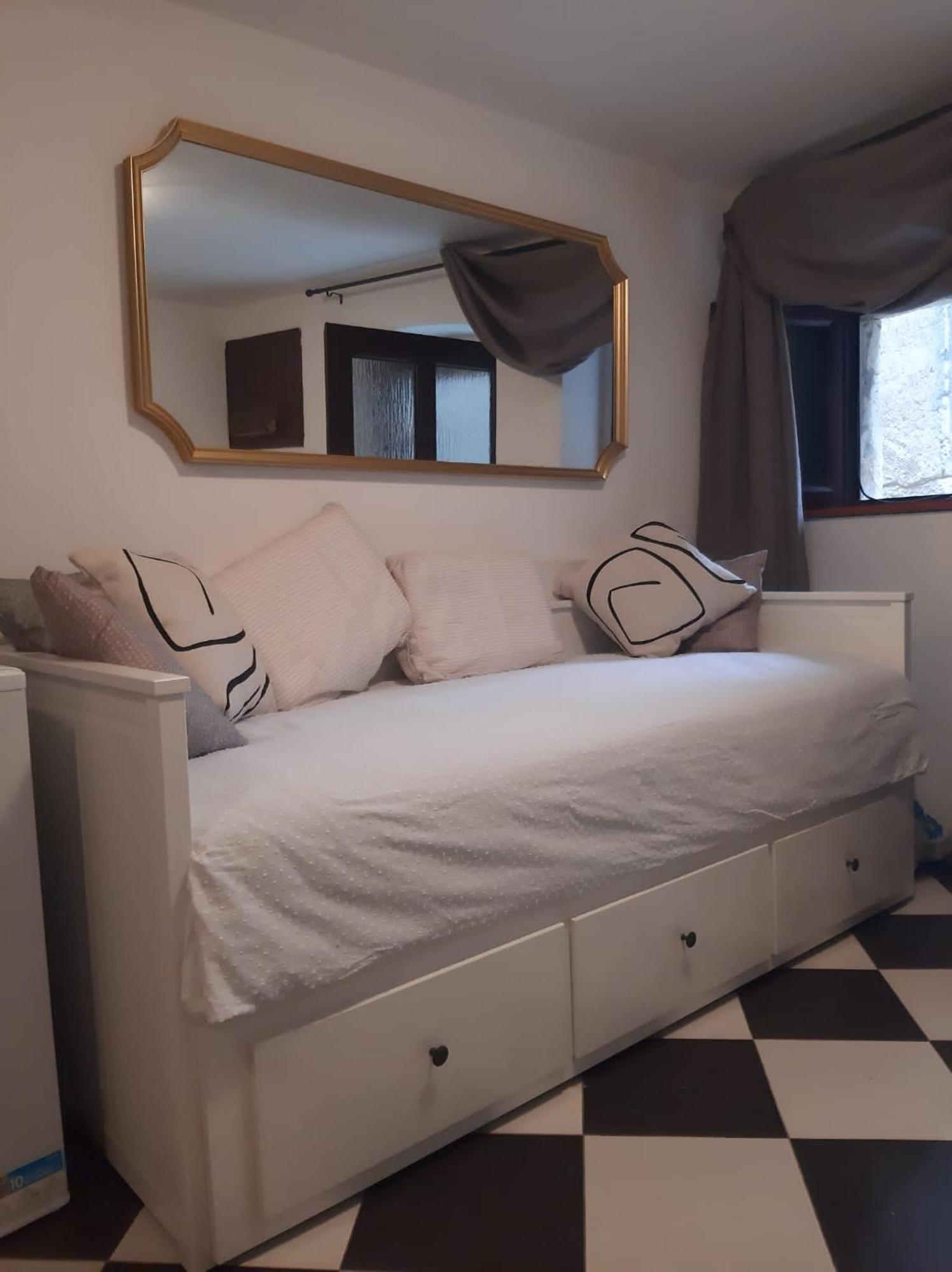 Apartment Lamar Cres